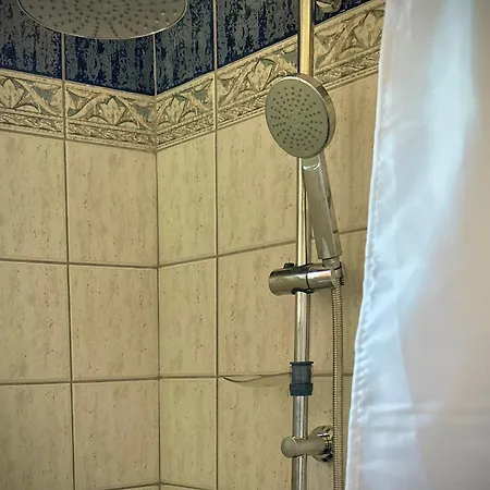 Pipis House Kardhakáta